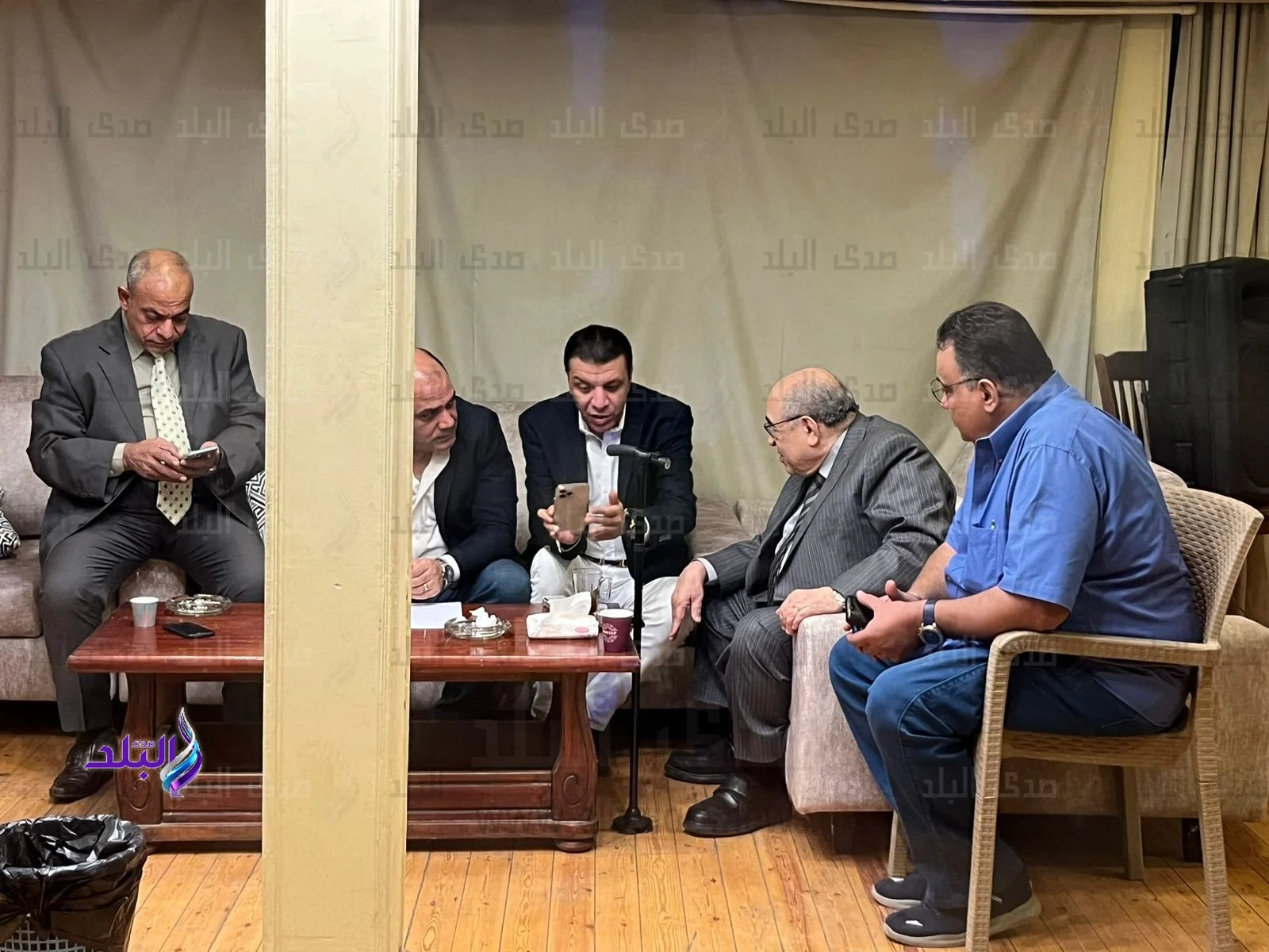 مصطفى كامل: "الشباب أدمن أغاني المهرجانات" .. والأمر أصبح خطير