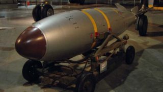 وزارة الدفاع الروسية: "قلقون من استخدام أوكرانيا للقنبلة القذرة!"