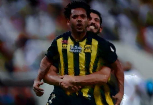 الاتحاد يهزم الفتح ويتقدم لوصافة الدوري السعودي