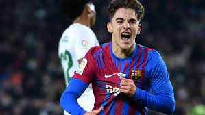 جافي أفضل لاعب شاب في العالم .. جافي: "أقدم أفضل ما عندي مع برشلونة"