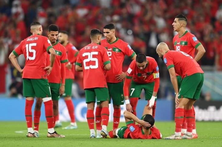 عنصرية عامل فندق ضد منتخب المغرب تسببت في القبض عليه