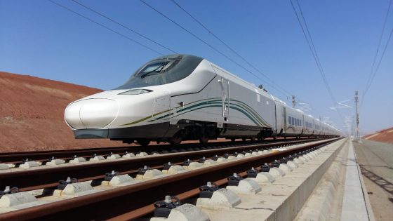 قطار الحرمين في السعودية من اسرع قطارات العالم