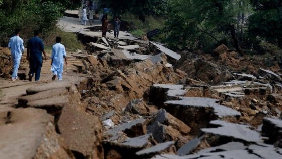 زلزال في باكستان و افغانستان