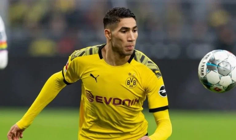 تحمل اللاعب اشرف حكيمي لإصابته