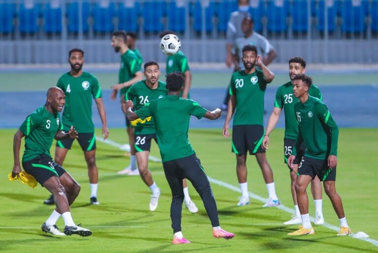بوليفيا تتسبب بأزمة للمنتخب السعودي بعد أداء مخيب