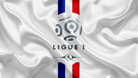 الدوري الفرنسي يرفض وقف المباراة لإفطار اللاعبين الصائمين