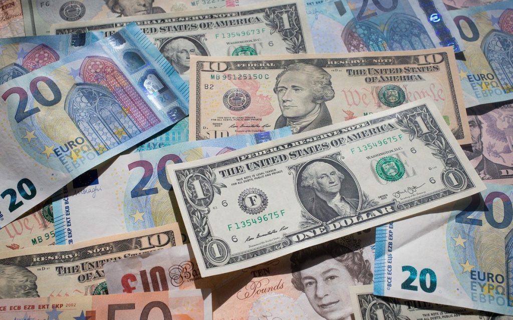 استقرار أسعار العملات أمام الجنيه المصري في 9 فبراير 2024