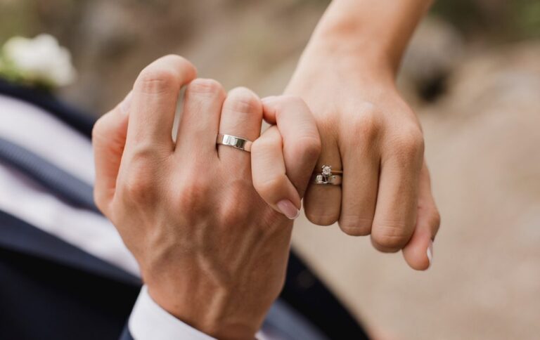 ليالي دهراب تُثير الجدل بتصريحاتها عن الزواج: “أنا ضد الزواج لأن محد كفو ياخذني”